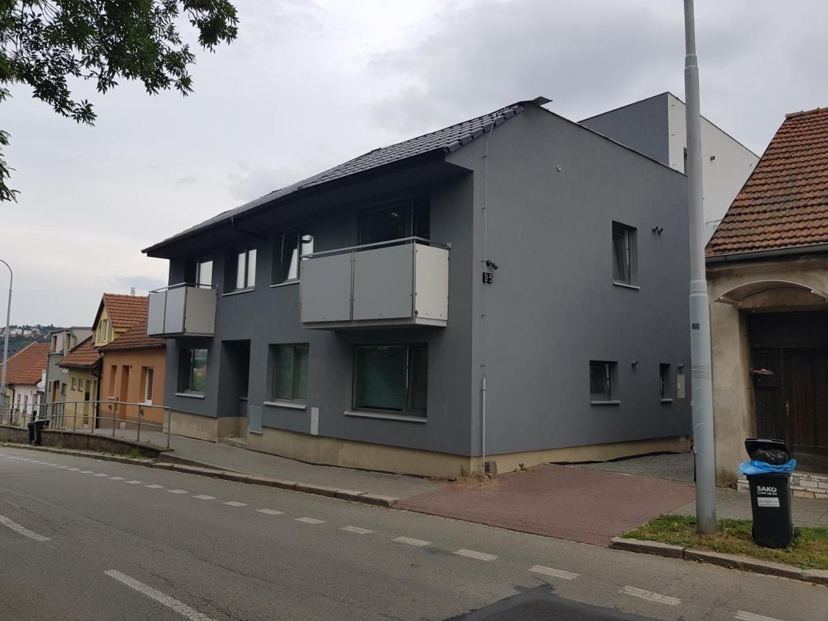 Newly Built Apartment 4 With Balcony Near Center Бърно Екстериор снимка